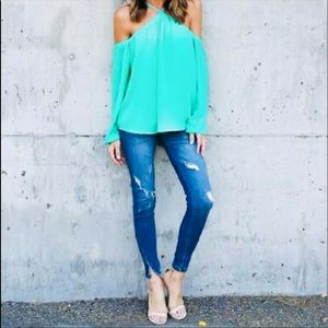 SHOW LAI - OFF THE SHOULDER